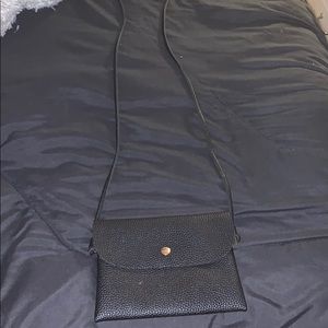 Black side purse!